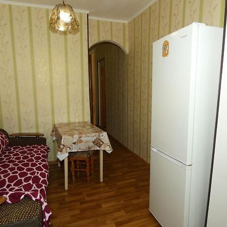 Квартира В Пицунде На Агрба 19 К1 Lägenhet Pizunda Exteriör bild